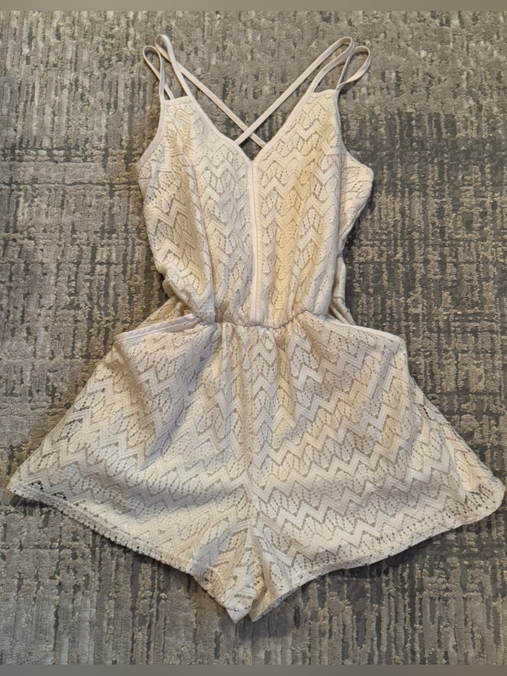 Xhilaration Cream Lace Romper with Crossback Straps